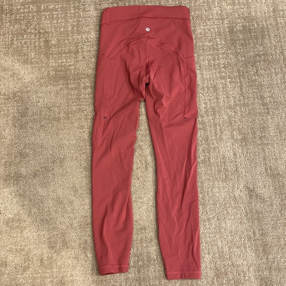 Lululemon Power Thru High-Rise Tight 25”, Size 4, EUC - Picture 4 of 5